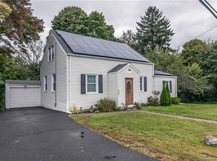 228 Roses Mill Rd, Milford, CT 06460