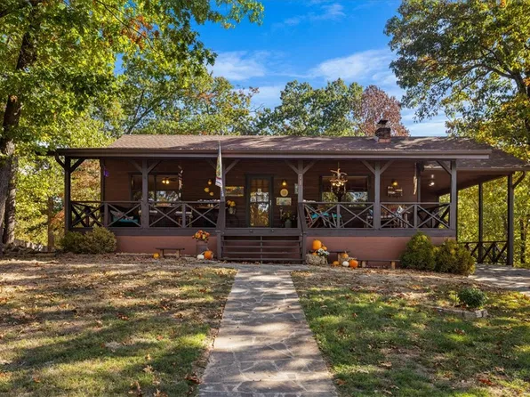 71 Northampton Dr, Bella Vista, AR 72714