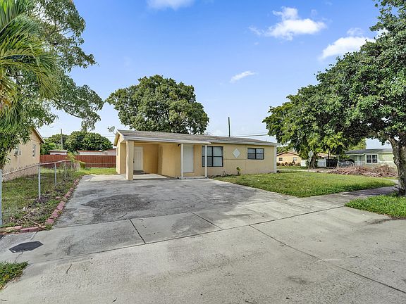 3rd image of 2901 NW 21st Street
