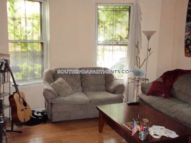 2nd image of 204 Northampton St #U1