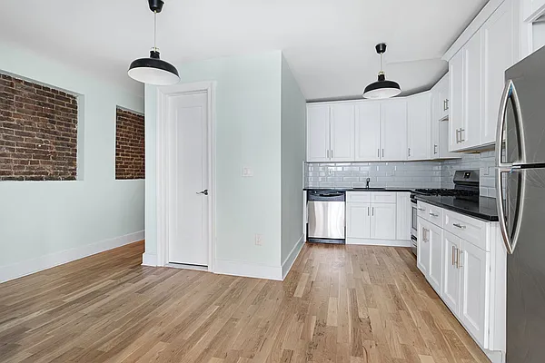 Sold by Compass | media 13