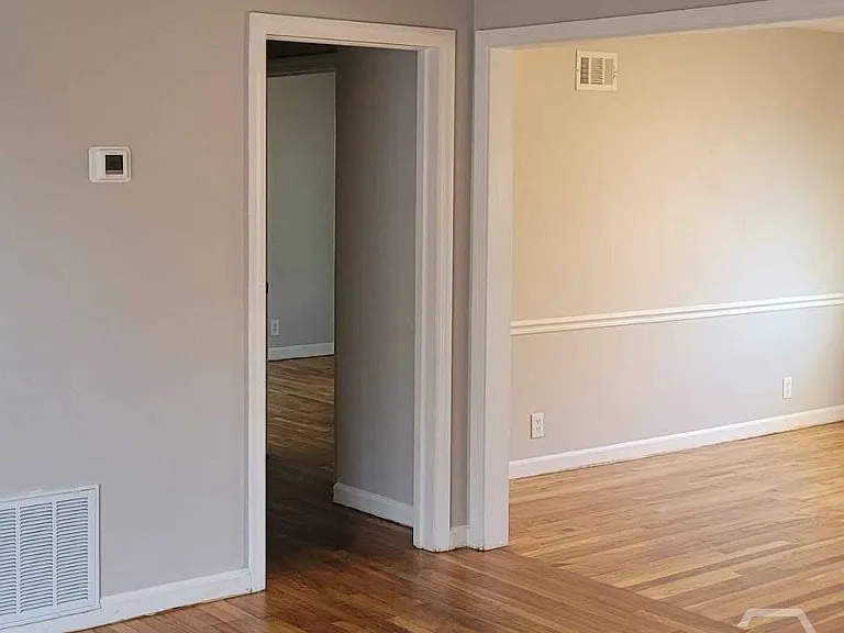 4 W 53rd St #4 — Photo 3