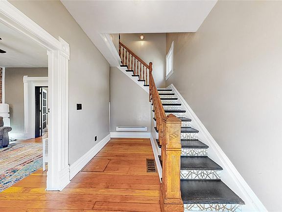 4th image of 2733 N Humboldt Street