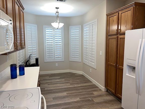 2nd image of 4142 Cascada Piazza Ln