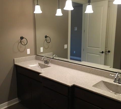 3rd image of 5811 Quarry Dr
