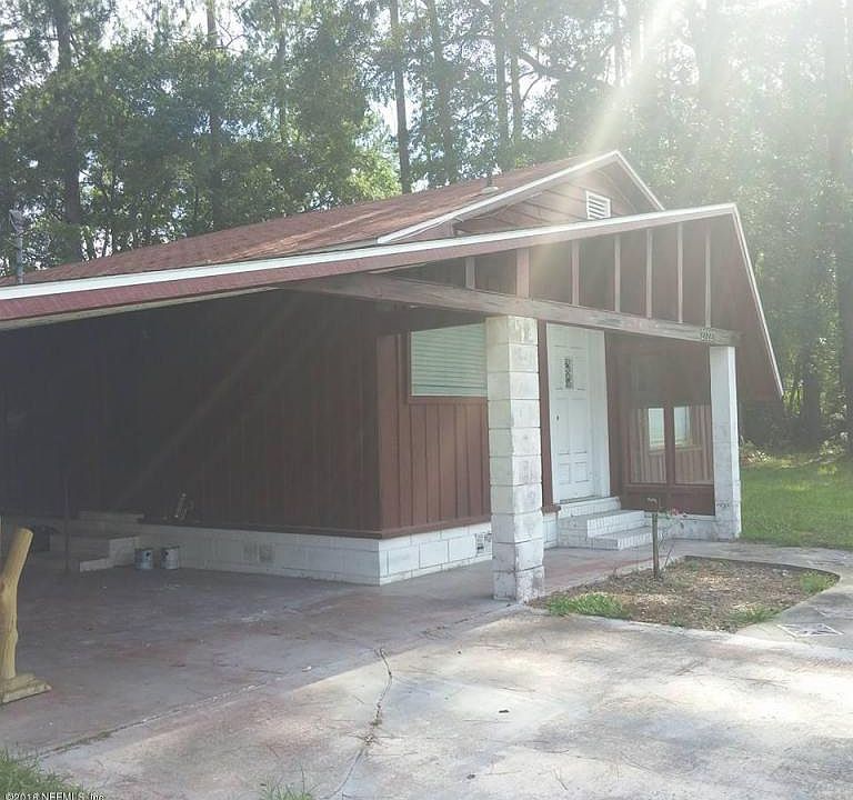 1st image of 27227 W 1st Ave