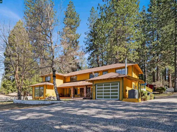 1324 Alves Rd, Weed, CA 96094