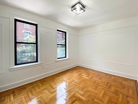 5th image of 538 E 21st St APT D7