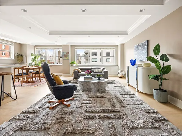 201 E 66th St APT 7M, New York, NY 10065