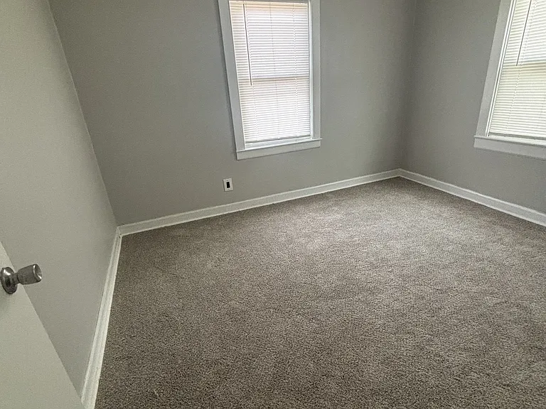 3655 Parthenia Ave — Photo 6