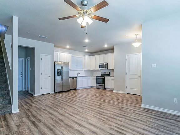 5th image of 607 Westfield Blvd