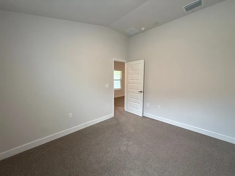 199 NW 45th Loop — Photo 24