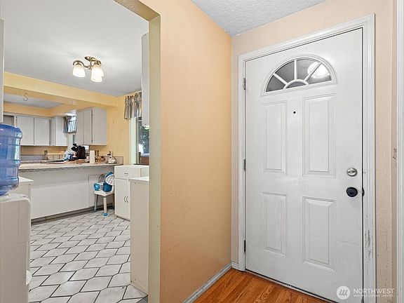 4th image of 2516 SE 362nd Avenue