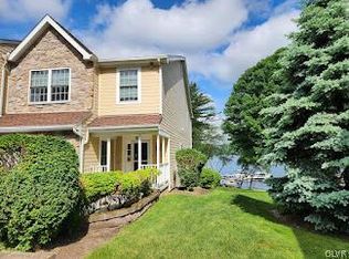 148 White Pines Dr, Greentown, PA 18426