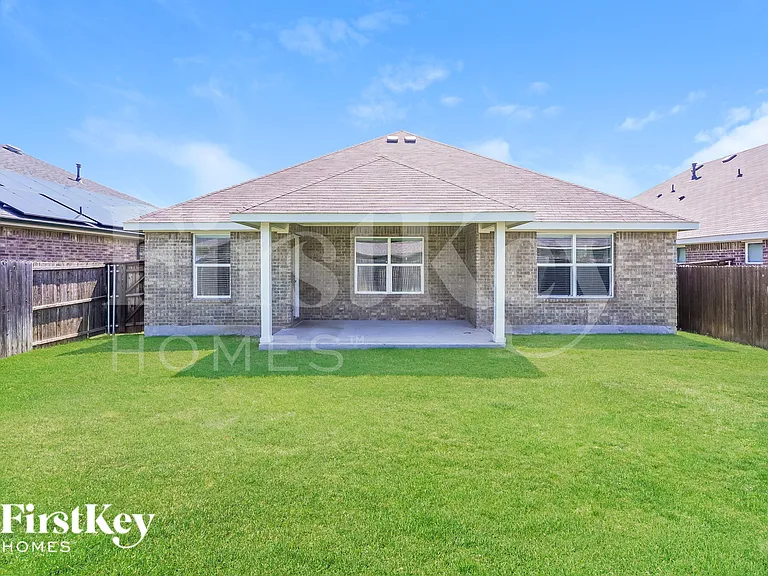9005 Dameron Dr — Photo 18