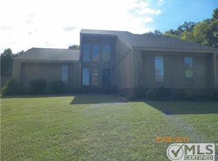 901 Heather Ln, Columbia, TN 38401