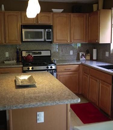 Kitchen (stainless & granite)
