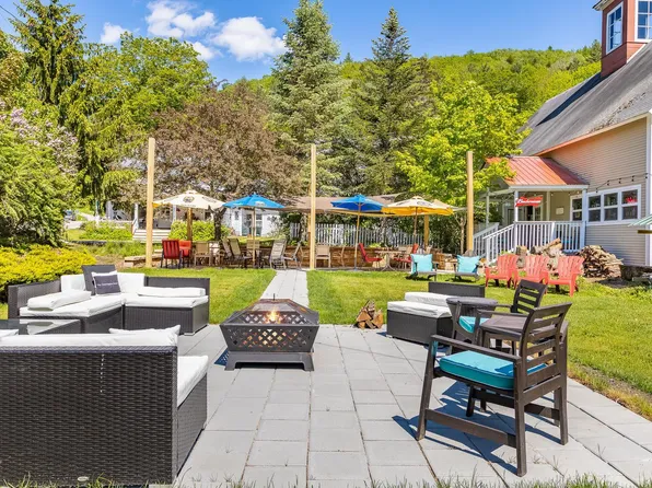 19 Huntington Place, Rochester, VT 05767