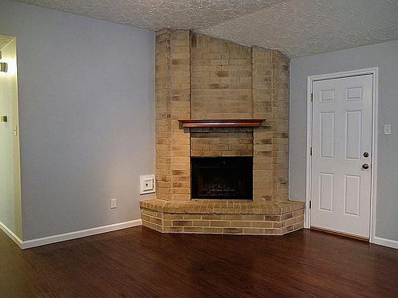 4th image of 1530 Jo Ann Ln