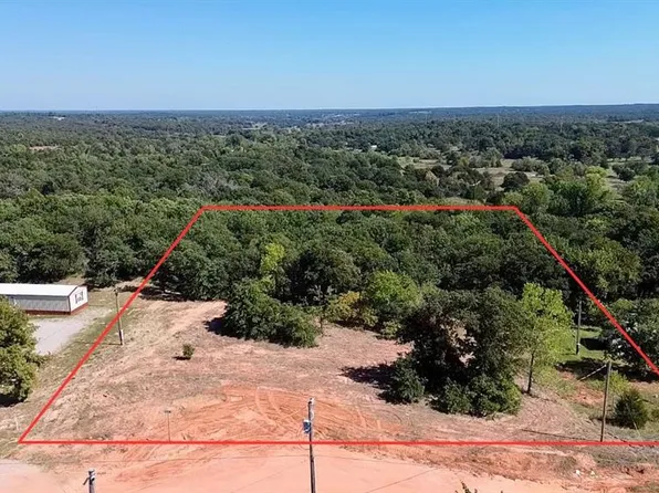 7401 142nd St #36, Noble, OK 73068