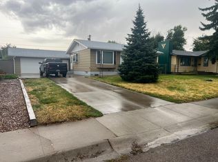 729 26th Ave NE, Great Falls, MT 59404