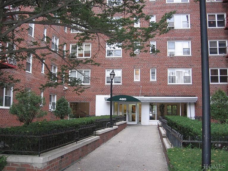 1st image of 480 Riverdale Ave APT 2F
