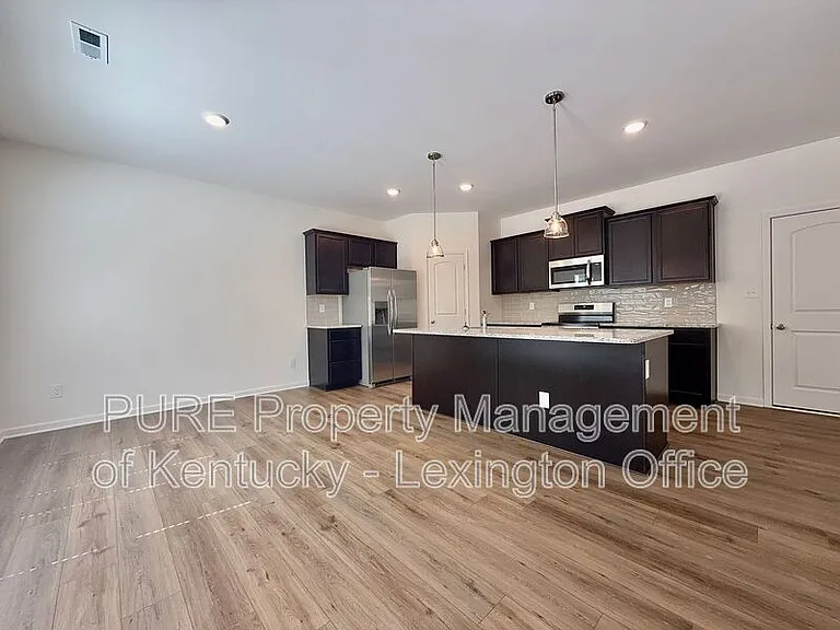 852 Halford Pl — Photo 10