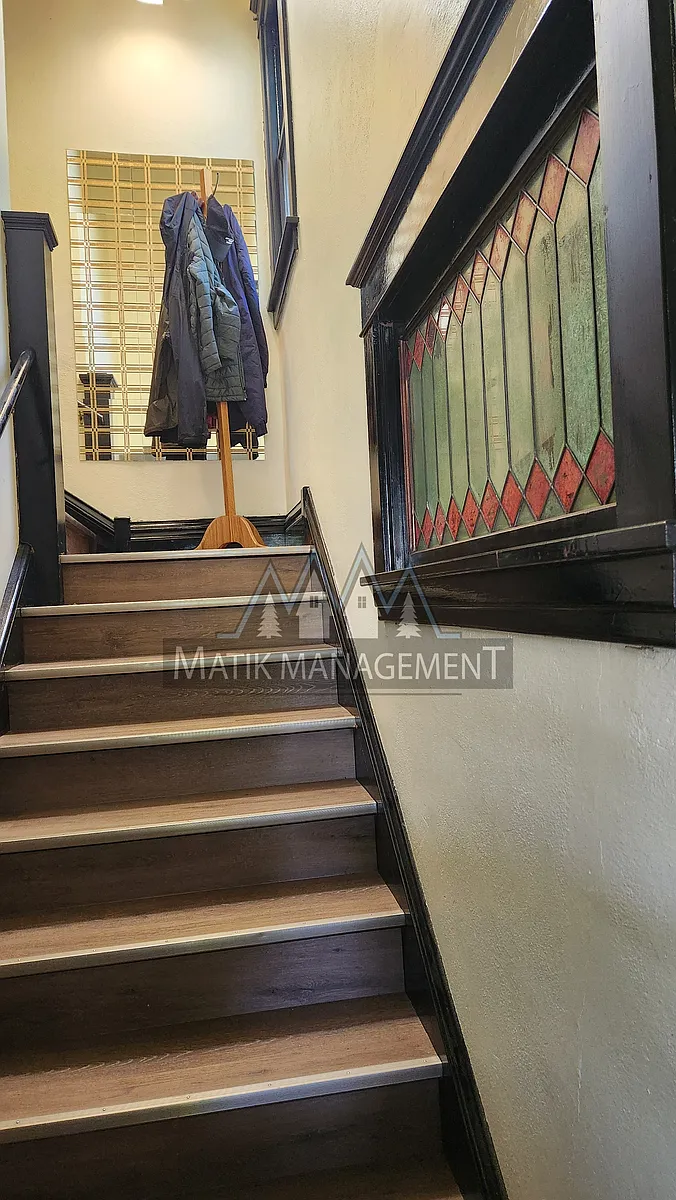 Building Photo - 1825 1st St SW #2