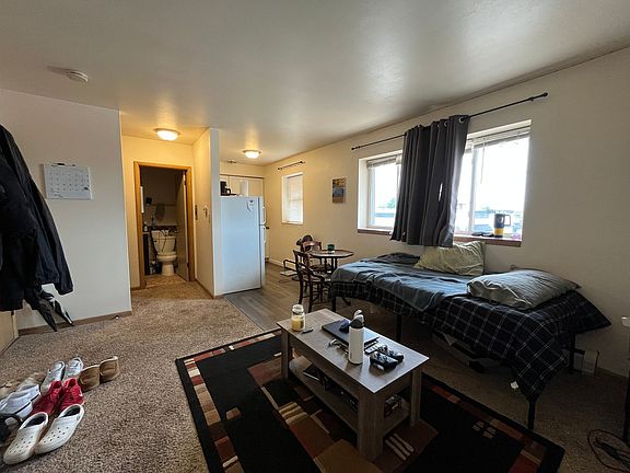 4th image of 8420 W Greenfield Ave APT 15