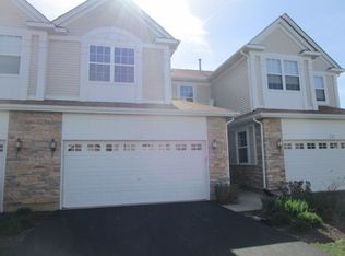 24 Kelsey Ct, Algonquin, IL 60102