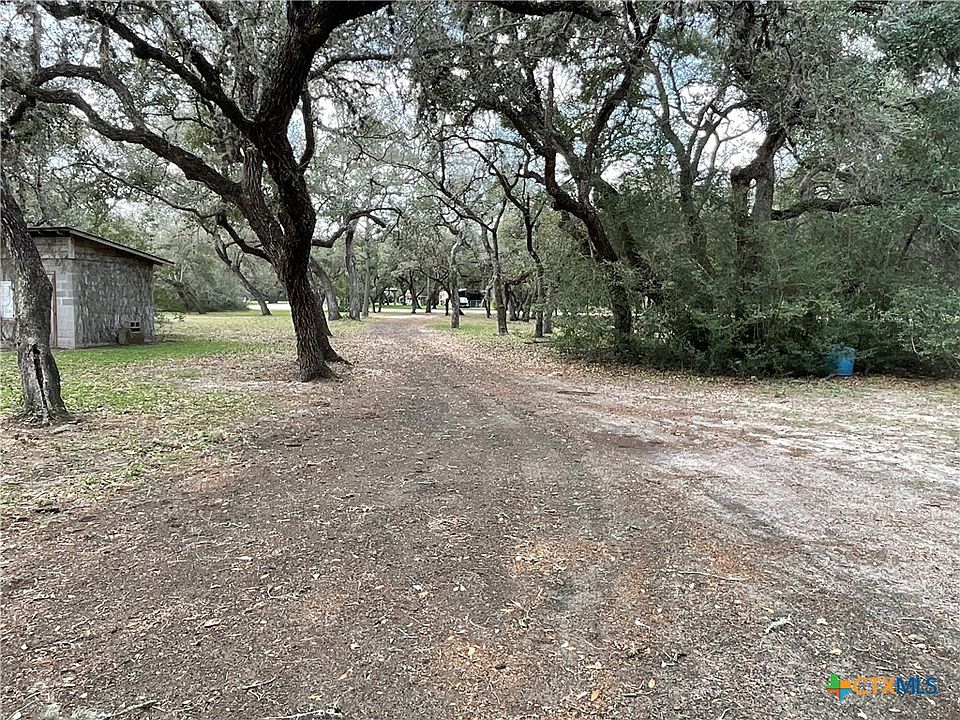 2nd image of 298 Winding Way Dr