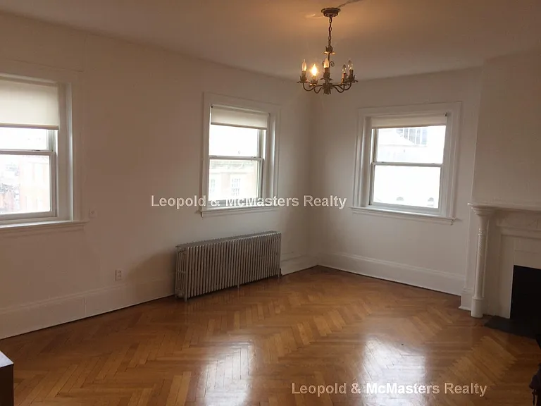 20 Mount Vernon St #502 — Photo 2