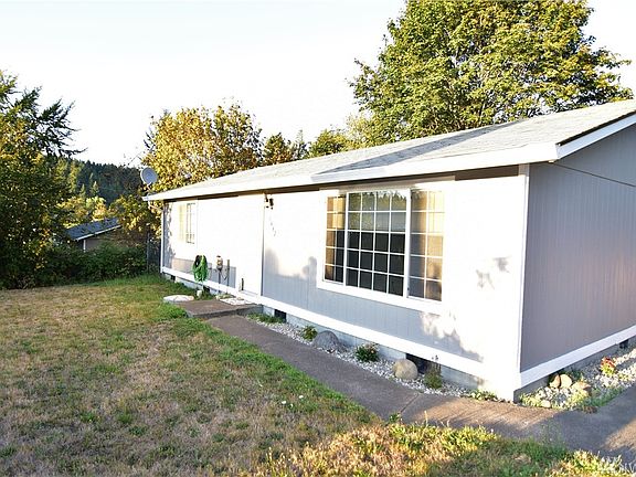 2nd image of 1442 Orchard Ct N