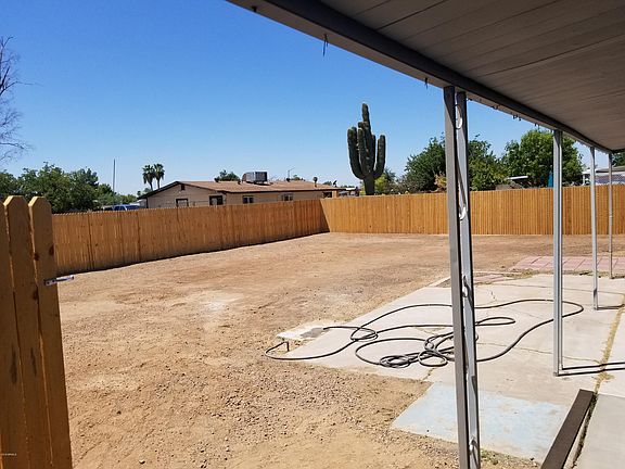 3rd image of 6801 W Carol Ann Way