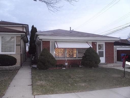 2nd image of 8245 S Richmond St