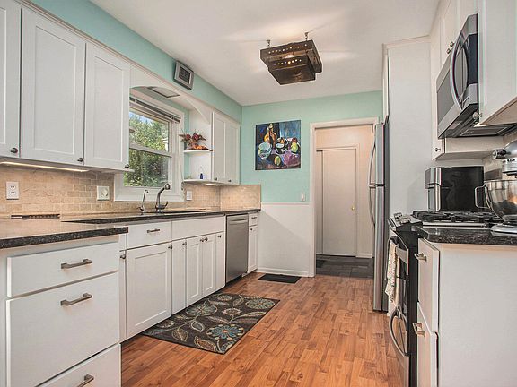 5th image of 2514 Rusridge Ave