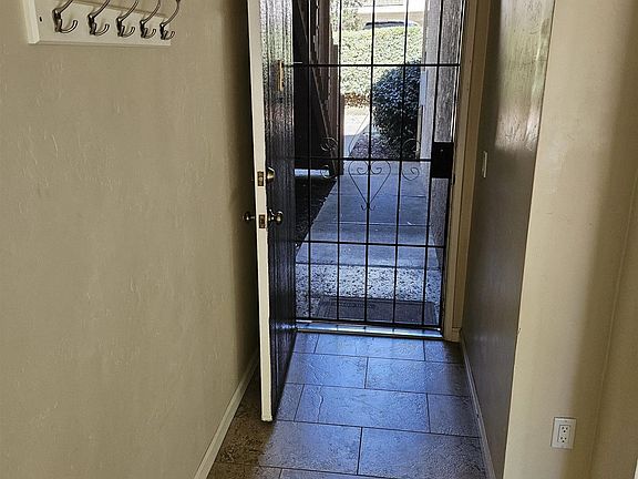 3rd image of 10333 Caminito Aralia APT 65