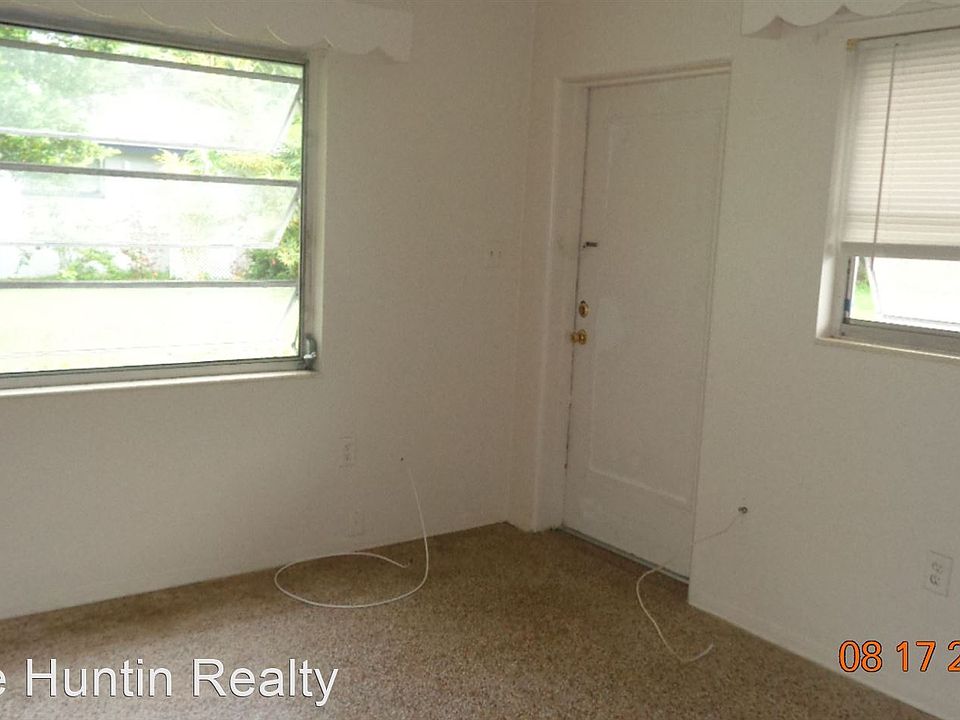 2nd image of 5908 Grand Blvd Unit 1