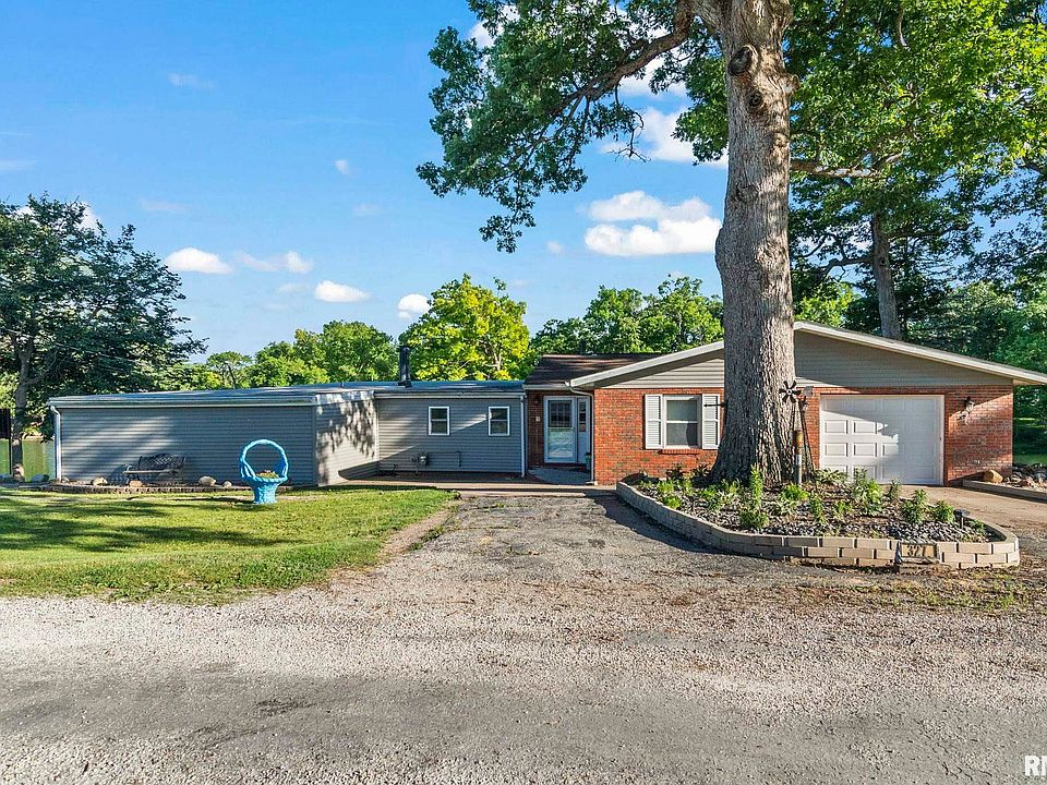 1st image of 327 Elm Ln