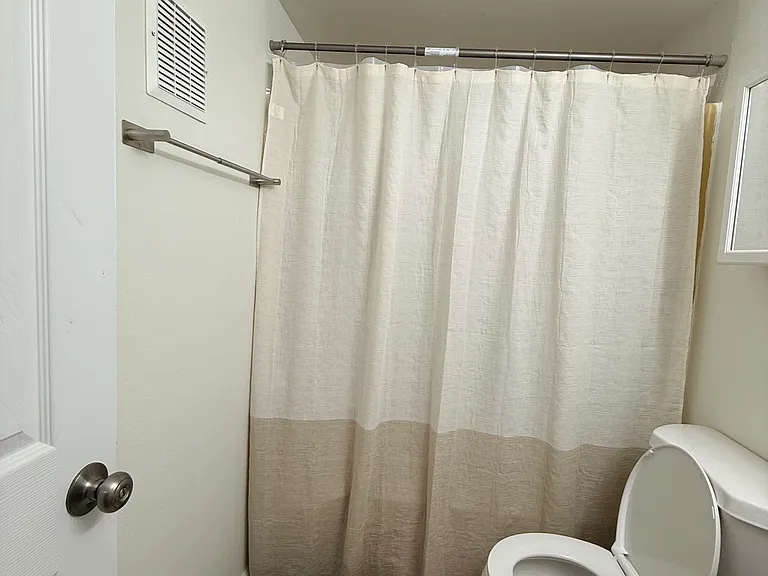 8440 Old Post Rd #102 — Photo 22