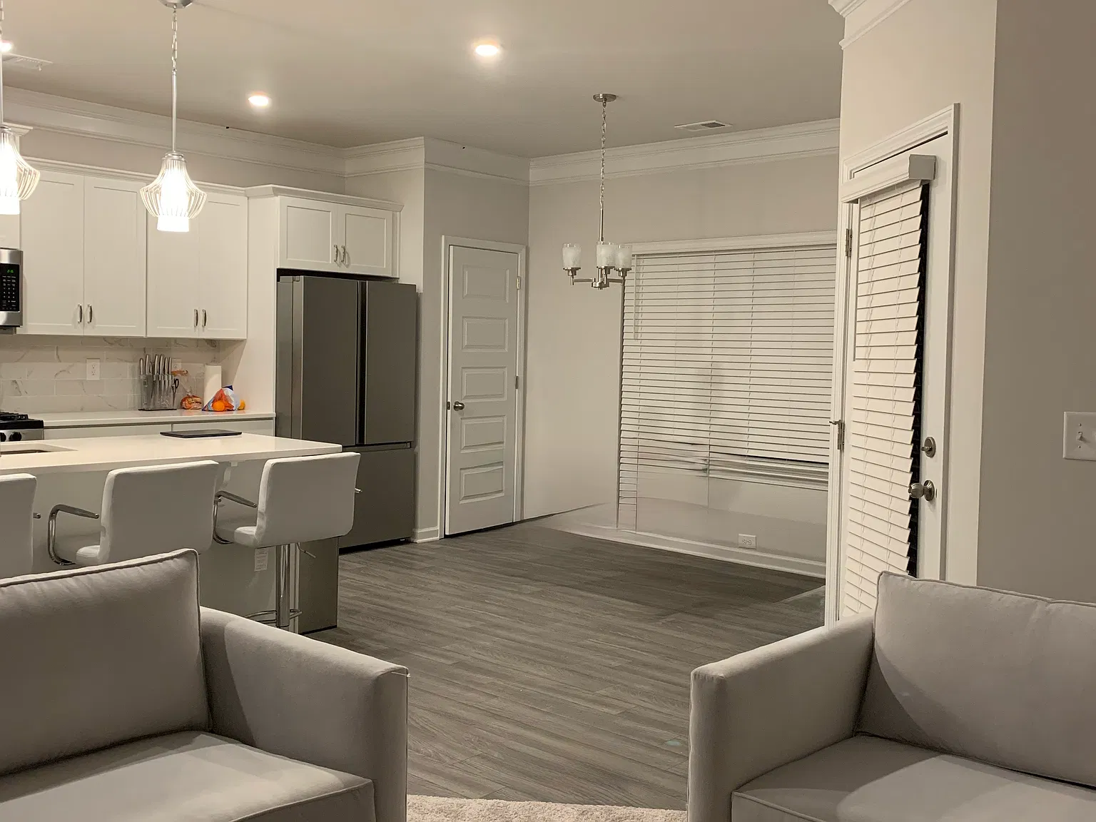 4 bed, 3.5 bath, 2920 sqft, $2,950 — Photo 3