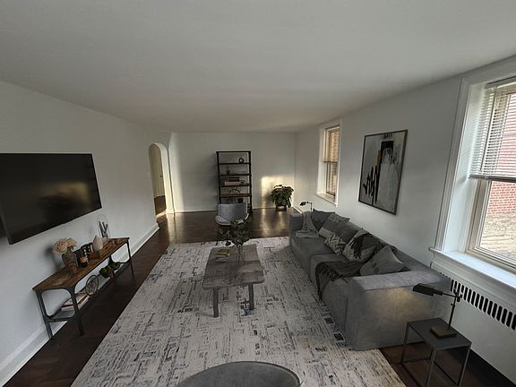 4th image of 1301 Montgomery Ave #2-5