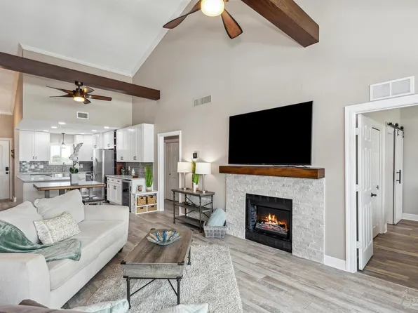 14100 River Rd Unit 323B, Pensacola, FL 32507