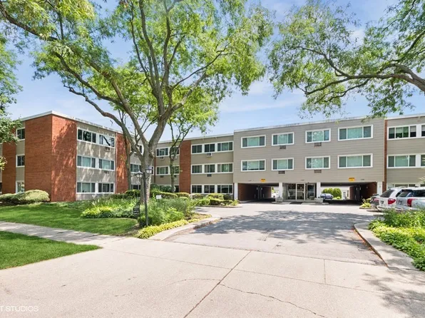 1137 Leavitt Ave APT 118, Flossmoor, IL 60422