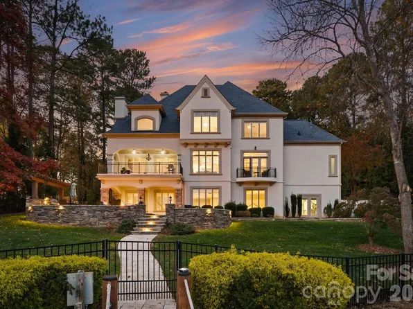 128 Brownstone Dr, Mooresville, NC 28117