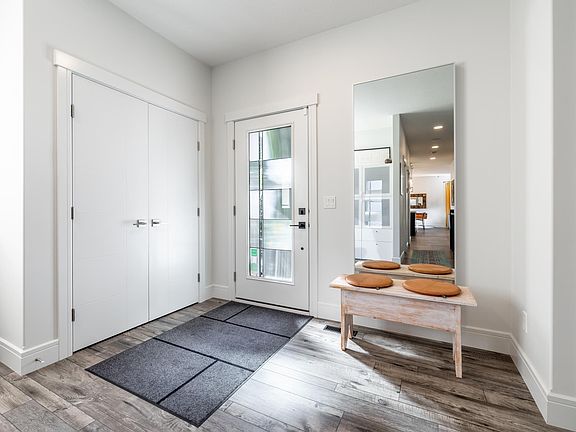 4th image of 3627 6th St NW