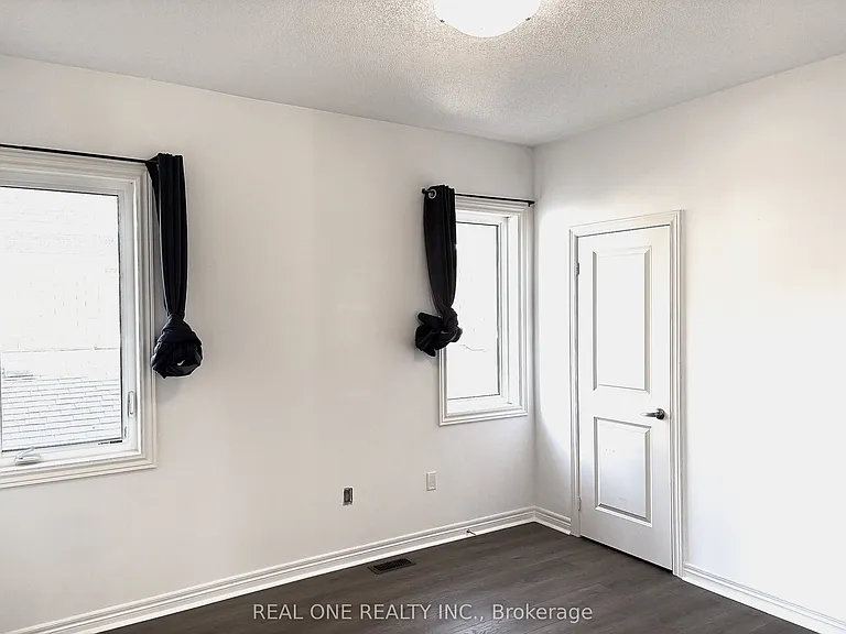 235 Gibson Cir — Photo 18