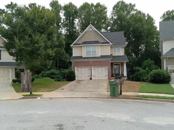 52 Darbys Run Way, Hiram, GA 30141