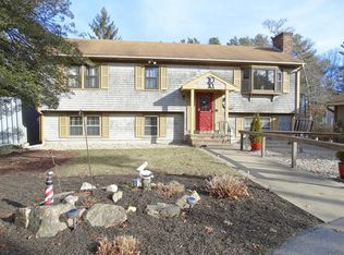 411 Front St, Marion, MA 02738