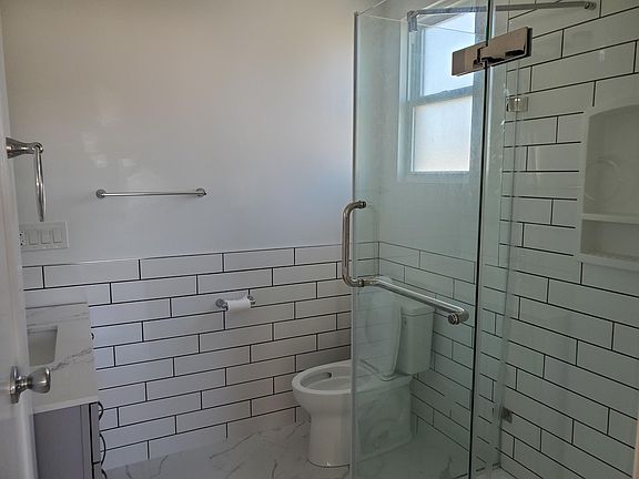 3rd image of 73 Dorchester Dr